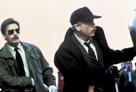 Emilio Estevez, Richard Dreyfuss - Policejní dohled - Z filmu