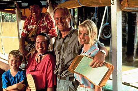 Kathy Bates, John Lithgow, Daryl Hannah - At Play in the Fields of the Lord - Filmfotos