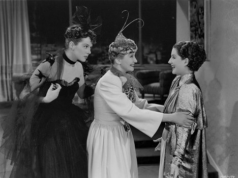 Rosalind Russell, Norma Shearer - The Women - Photos