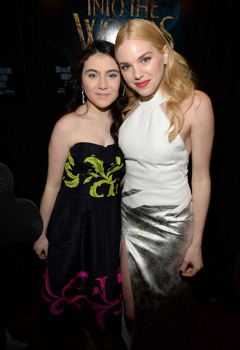 Lilla Crawford, MacKenzie Mauzy - Into the Woods - Tapahtumista