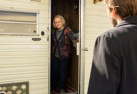 Jacki Weaver - Gracepoint - Filmfotók