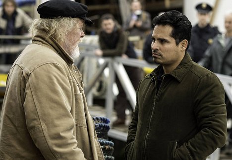 Nick Nolte, Michael Peña - Gracepoint - Kuvat elokuvasta