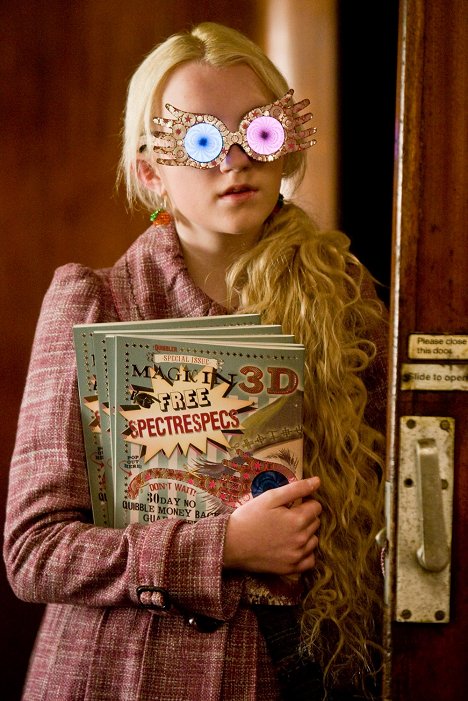Evanna Lynch - Harry Potter and the Half-Blood Prince - Photos