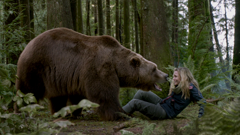 Bart the Bear, Piper Perabo - Into the Grizzly Maze - Z filmu