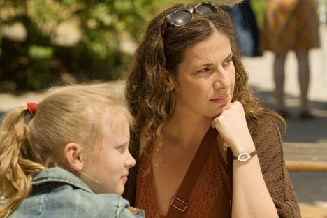 Davina Schmid, Clelia Sarto - Zwei gegen zwei - Van film