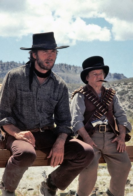 Clint Eastwood, Billy Curtis - High Plains Drifter - Photos