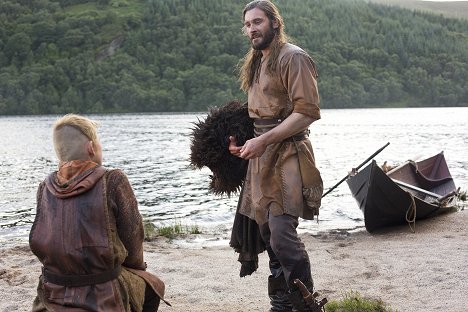 Clive Standen - Vikings - Rites of Passage - Photos