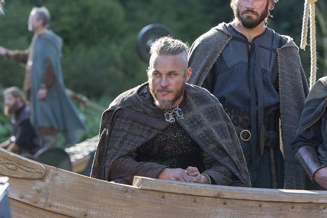 Travis Fimmel, Clive Standen - Vikings - A King's Ransom - Photos