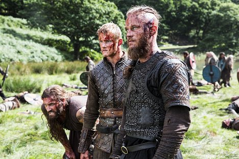 Clive Standen, Alexander Ludwig, Travis Fimmel - Vikings - Answers in Blood - Photos