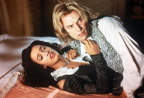 Jennifer Beals, Sting - Nevěsta - Z filmu