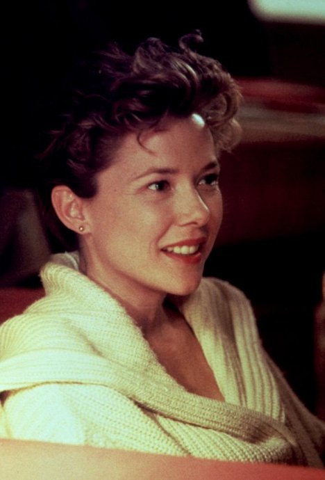 Annette Bening