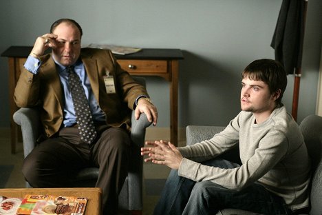 James Gandolfini, Robert Iler - The Sopranos - Photos