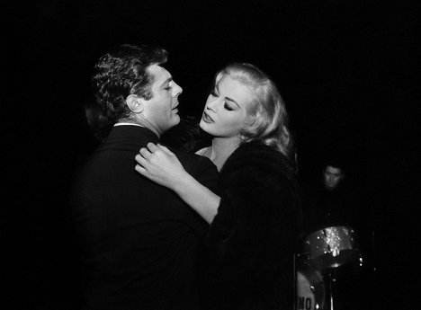 Marcello Mastroianni, Anita Ekberg