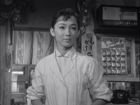 Izumi Ašikawa - Suzaki Paradise: Akašingó - Z filmu
