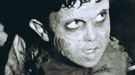 Whit Hertford - A Nightmare on Elm Street 5: The Dream Child - Photos