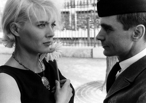 Corinne Marchand, Antoine Bourseiller - Cleo from 5 to 7 - Photos