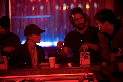 Charlize Theron, Gilles Paquet-Brenner, Nicholas Hoult - Dark Places - Making of