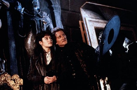 Jill Schoelen, Robert Englund - Phantom der Oper - Filmfotos