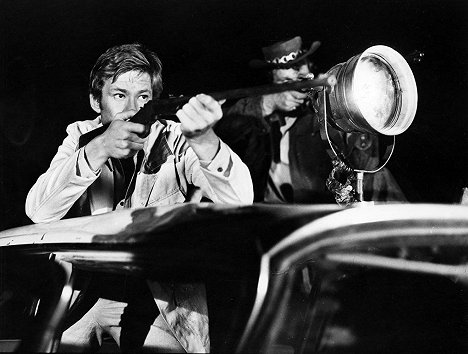 Gary Bond, Peter Whittle - Wake in Fright - Photos