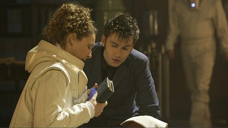 Alex Kingston, David Tennant - Doctor Who - Silence in the Library - Photos