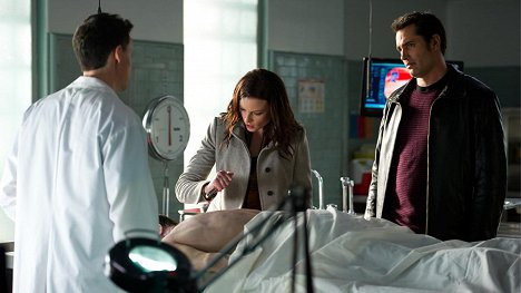 Rachel Nichols, Victor Webster - Continuum - Wasting Time - Photos