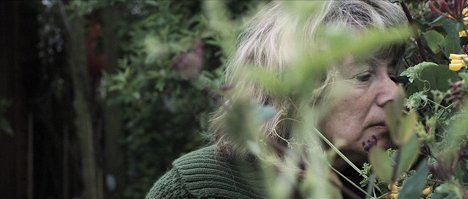 Julia Deakin - Down Terrace - Z filmu