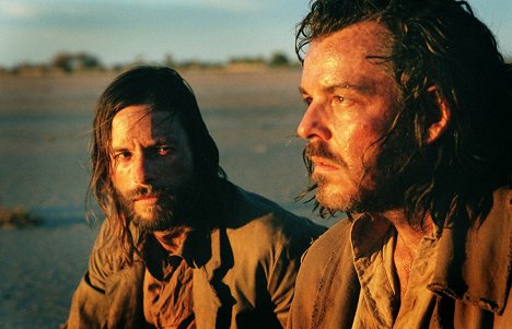 Guy Pearce, Danny Huston - The Proposition - Tödliches Angebot - Filmfotos