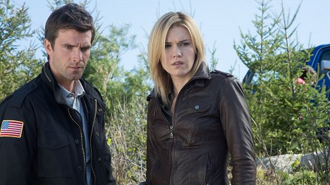 Lucas Bryant, Emily Rose - Haven - Over My Head - Photos