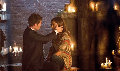 Daniel Gillies, Phoebe Tonkin - Původní - Dům povstalého syna - Z filmu