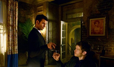 Daniel Gillies, Joseph Morgan - The Originals - An Unblinking Death - Photos