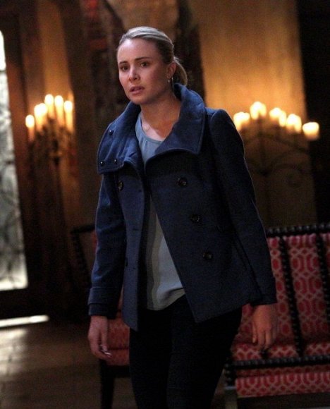 Leah Pipes - The Originals - The Brothers That Care Forgot - Photos