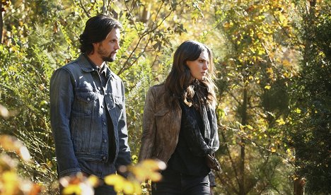 Nathan Parsons, Phoebe Tonkin - The Originals - The Devil Is Damned - Filmfotos