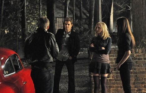 Paul Wesley, Candice King, Nina Dobrev - The Vampire Diaries - Haus der Vampire - Filmfotos