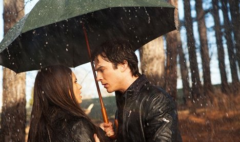 Nina Dobrev, Ian Somerhalder - The Vampire Diaries - Let the Right One In - Photos