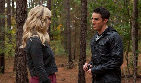 Candice King, Michael Trevino - The Vampire Diaries - The Sacrifice - Kuvat elokuvasta