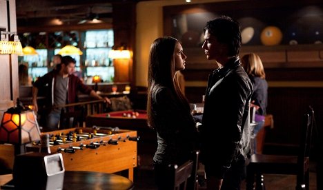 Nina Dobrev, Ian Somerhalder - Vampire Diaries - Nouvelle Donne - Film