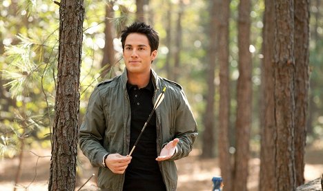 Michael Trevino - The Vampire Diaries - The New Deal - Photos