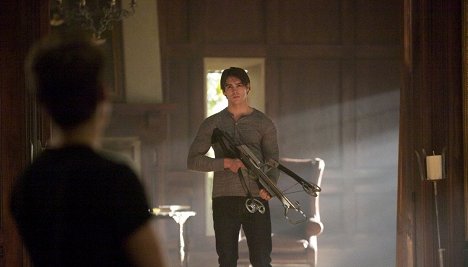 Steven R. McQueen - The Vampire Diaries - Handle with Care - Photos