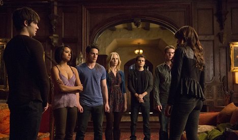 Steven R. McQueen, Kat Graham, Michael Trevino, Candice King, Paul Wesley, Zach Roerig - The Vampire Diaries - Das verlorene Mädchen - Filmfotos