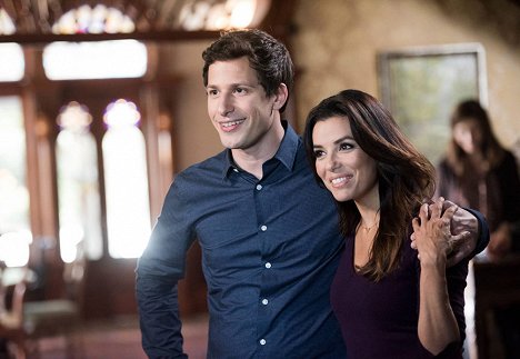 Andy Samberg, Eva Longoria - Brooklyn 99 - Nemszázas körzet - Filmfotók