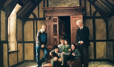 Andrew Adamson, Skandar Keynes, William Moseley, Georgie Henley, Anna Popplewell, Jim Broadbent - The Chronicles of Narnia: The Lion, the Witch and the Wardrobe - Making of