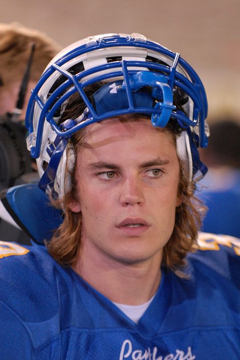 Taylor Kitsch - Friday Night Lights - Photos