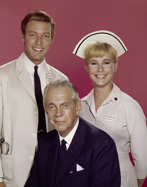 Richard Chamberlain, Raymond Massey - Dr. Kildare - Promoción