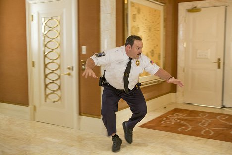 Kevin James - Paul Blart: Mall Cop 2 - Photos