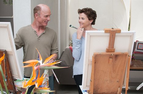 Ed Harris, Annette Bening - The Face of Love - Photos