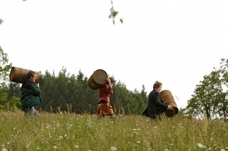 Eric Savin, Vicky Krieps, Laurent Stocker - Mon cher petit village - Z filmu