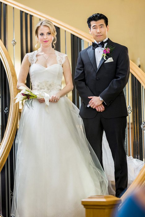 Chelan Simmons, Kevan Ohtsji - Wedding Planner Mystery - Photos