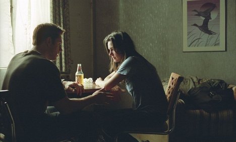 Ron Eldard, Jennifer Connelly - House of Sand and Fog - Photos