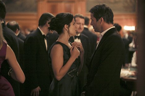 Neve Campbell, James Purefoy - The Philanthropist - Filmfotos