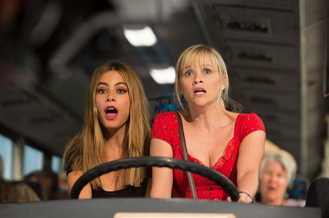 Sofía Vergara, Reese Witherspoon - Hot Pursuit - Photos